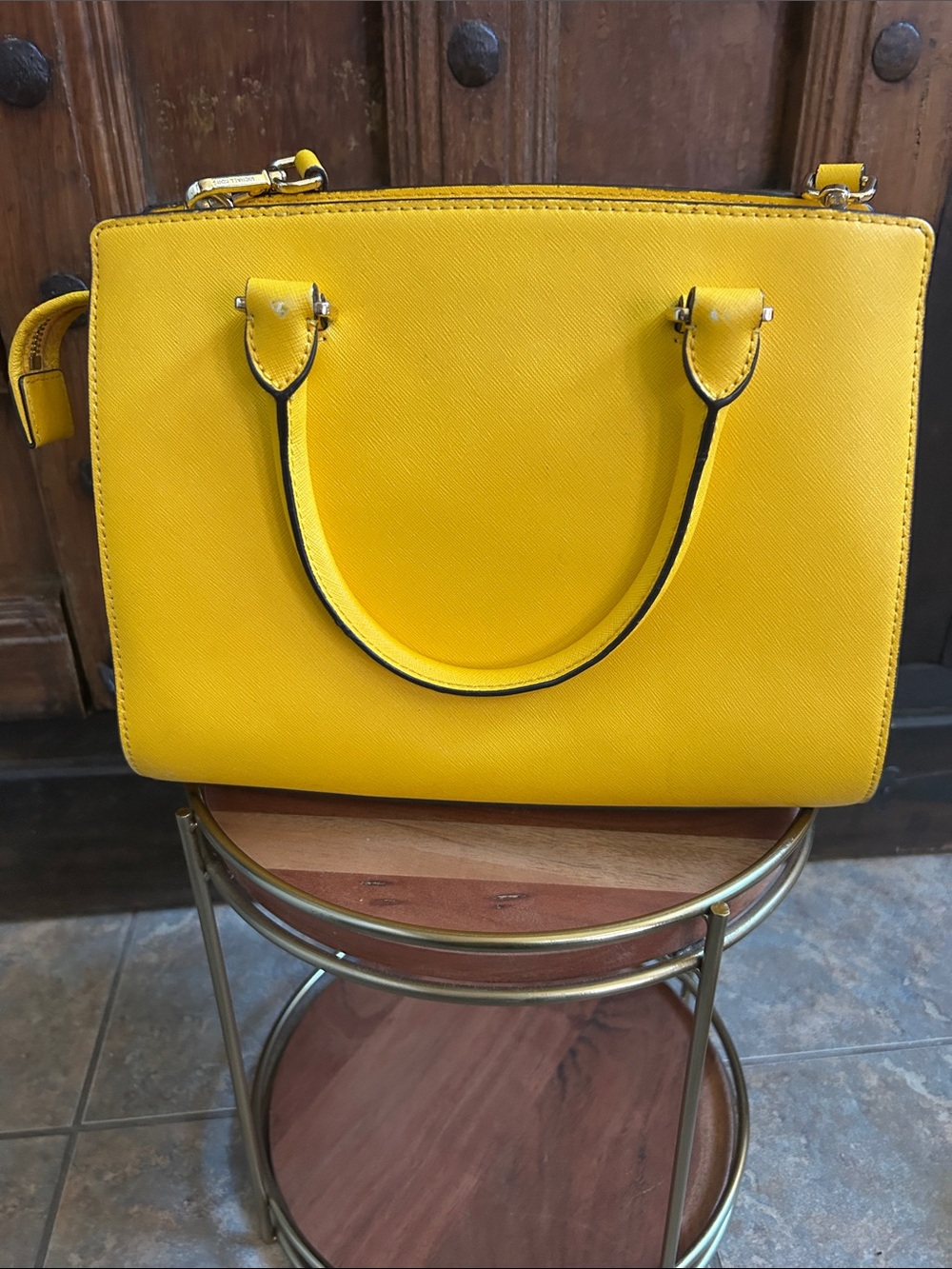 MICHAEL Michael Kors Selma satchel in yellow saffiano leather crossbody, EUC - Picture 5 of 12